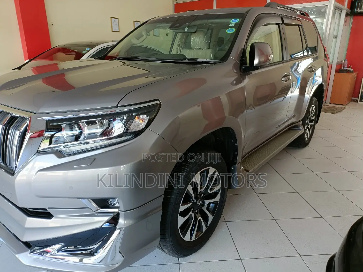 Toyota Land Cruiser Prado 2016 Gold