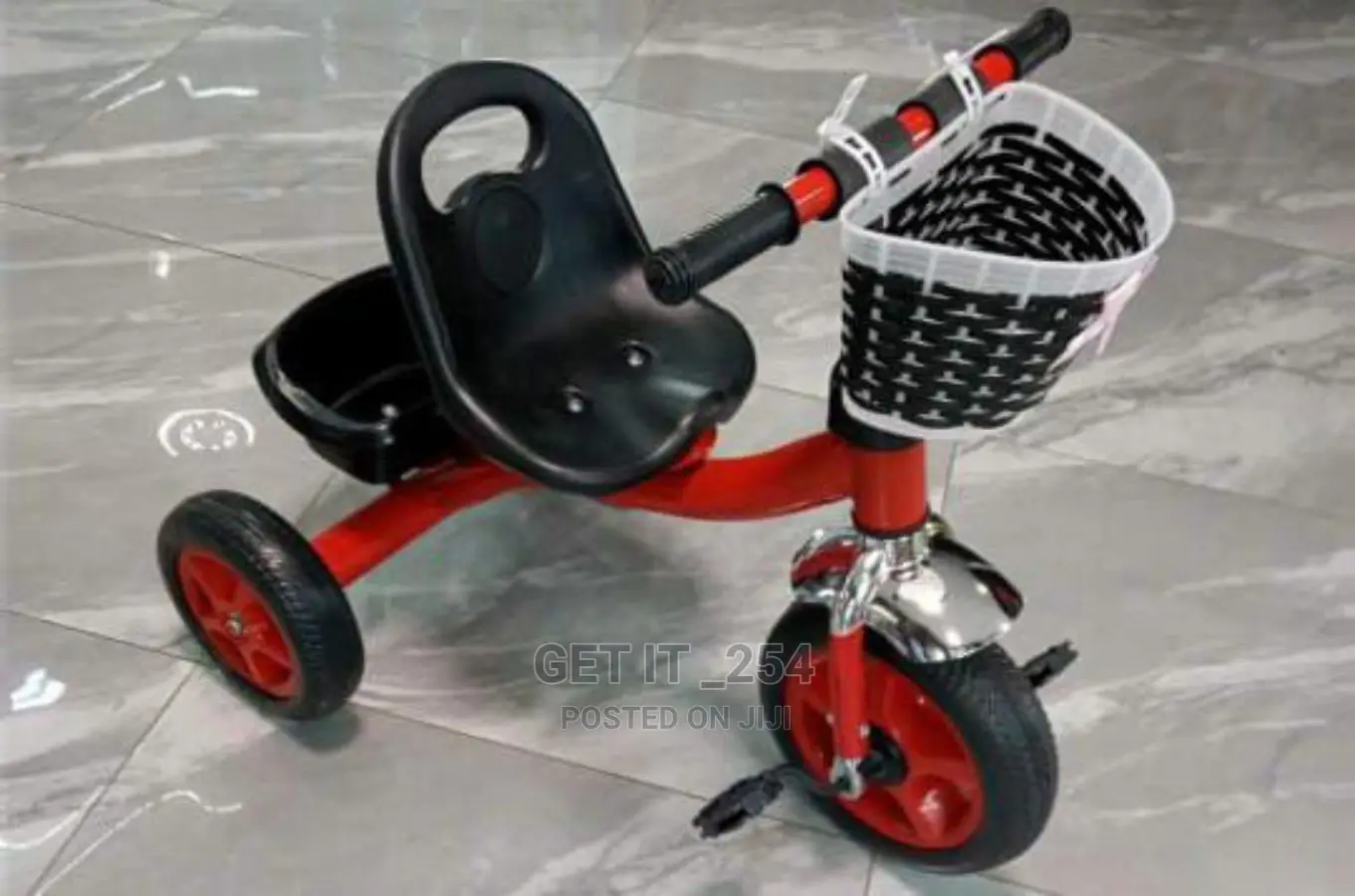 TRI Cycle With Basket