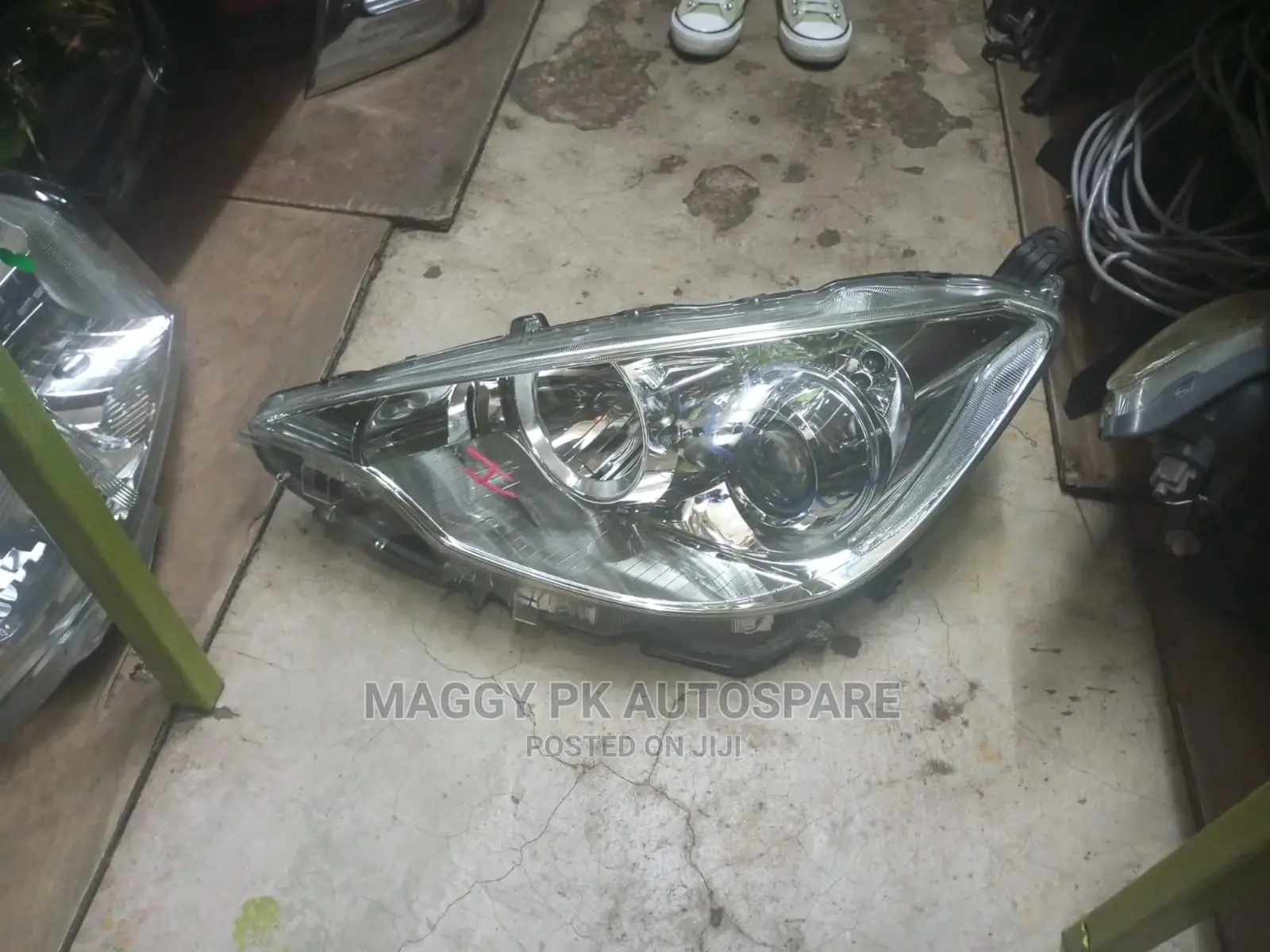 Toyota Aqua 2012 Headlight - Non Xenon