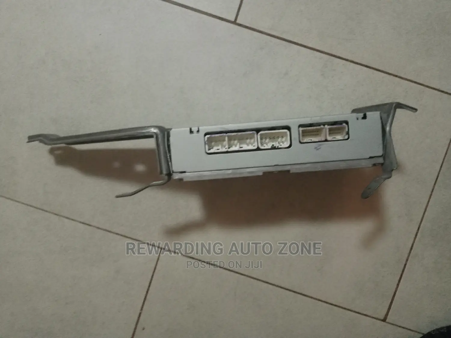 Radio Booster for Crown 2010.