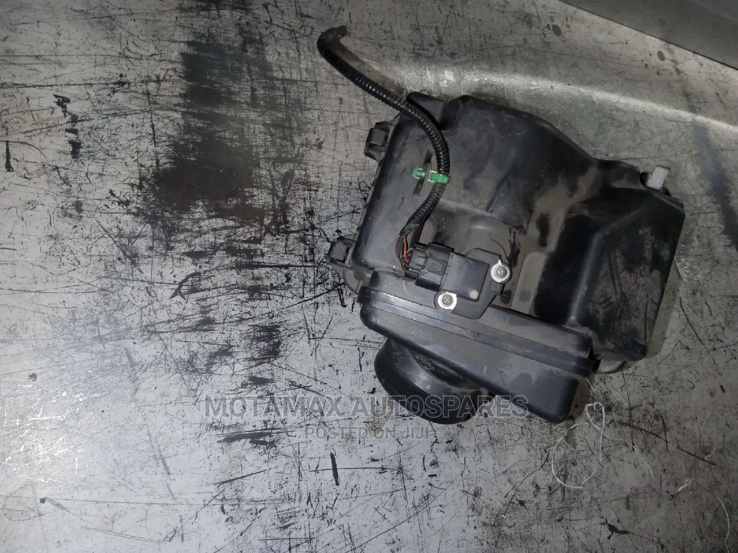 Honda CR-V RM1 Air Cleaner Housing
