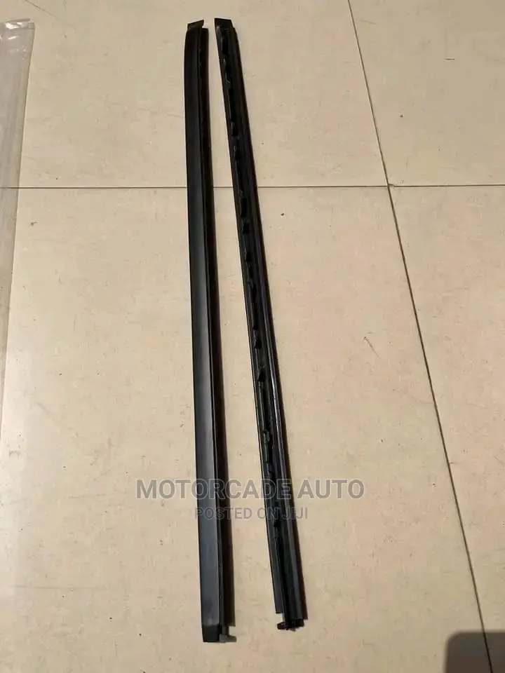 Prado 150 Windscreen Moulding