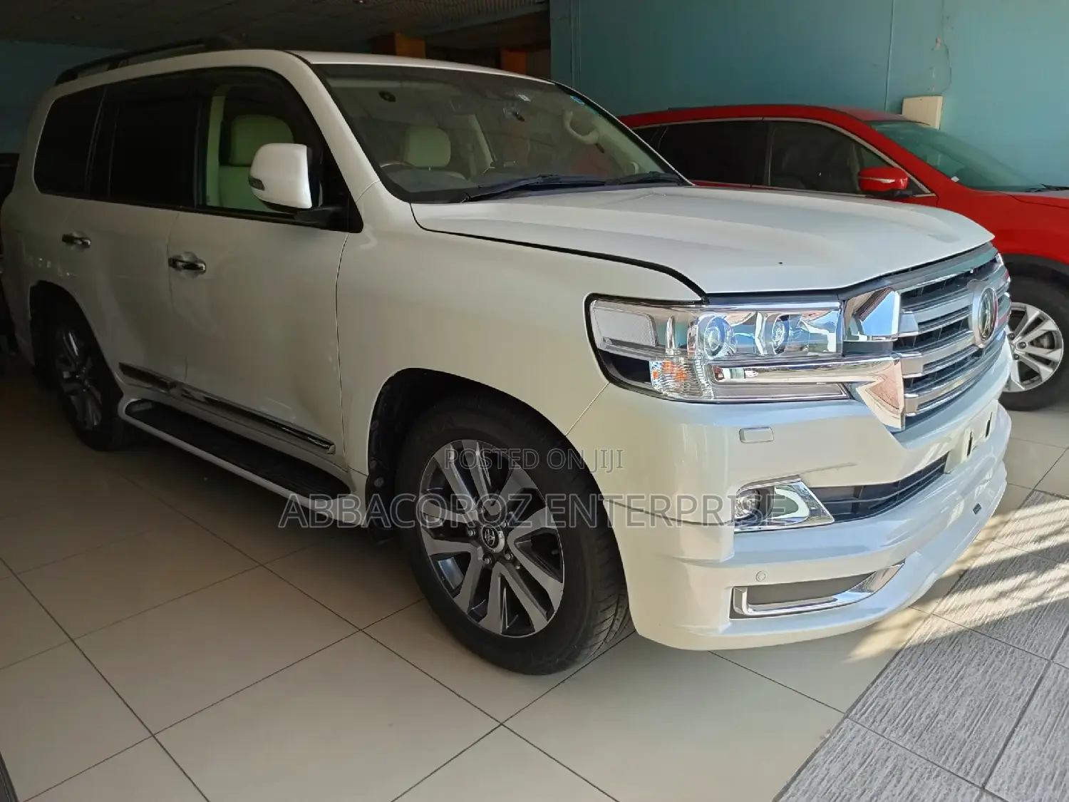 Toyota Land Cruiser 4.6 V8 ZX 2020 Pearl