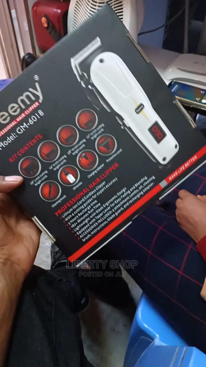 Geemy Rechargeable Cordless Shaving Machine