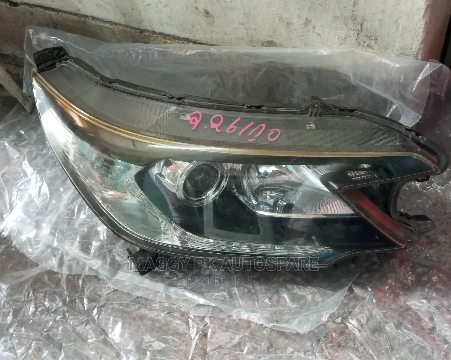 Honda CR-V Rm1 Headlight Non Xenon