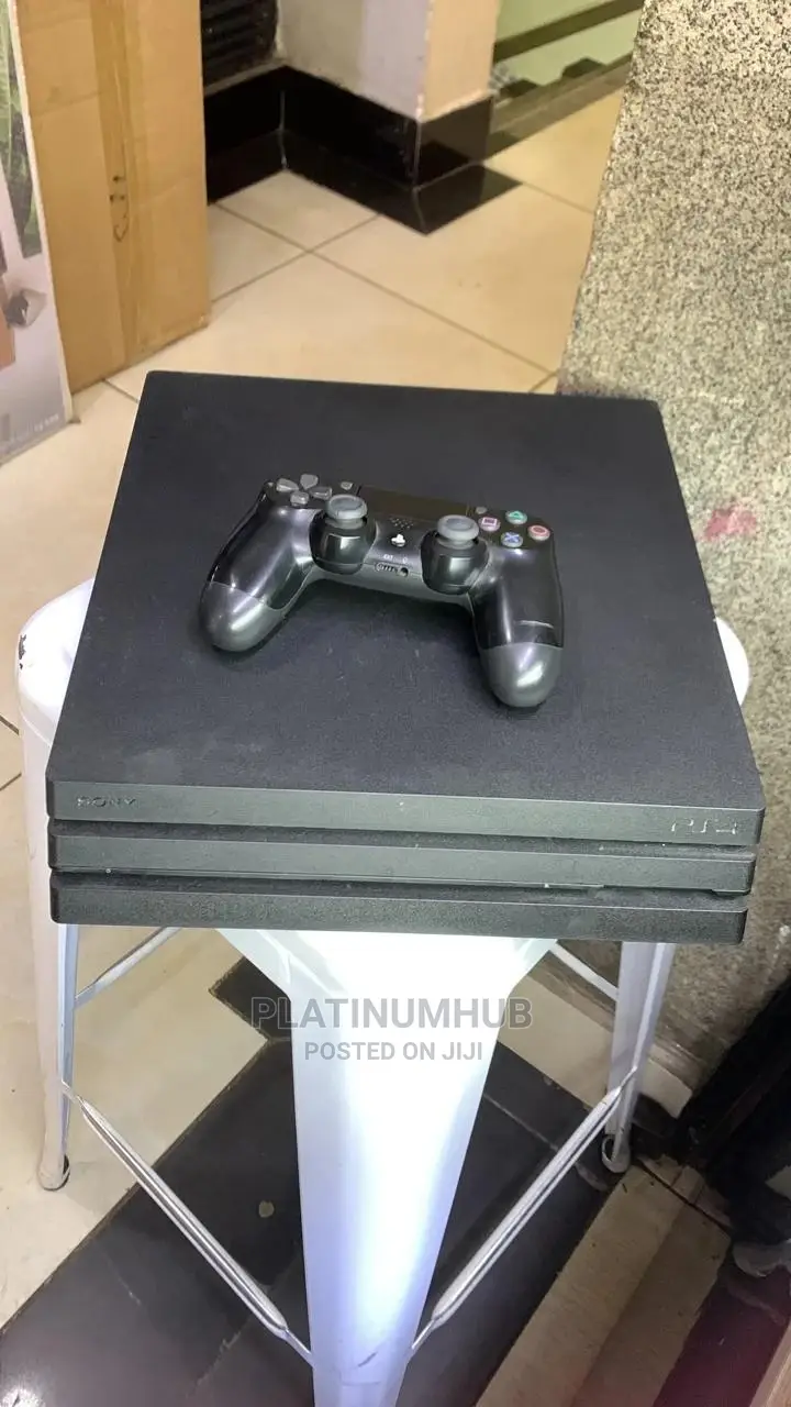 SONY Playstation PRO Chipped (Refurbed)