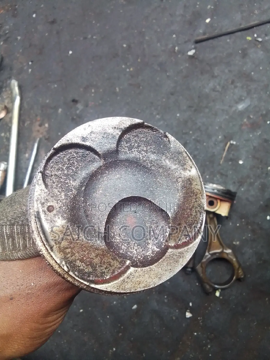 Subaru FA20 Engine Pistons