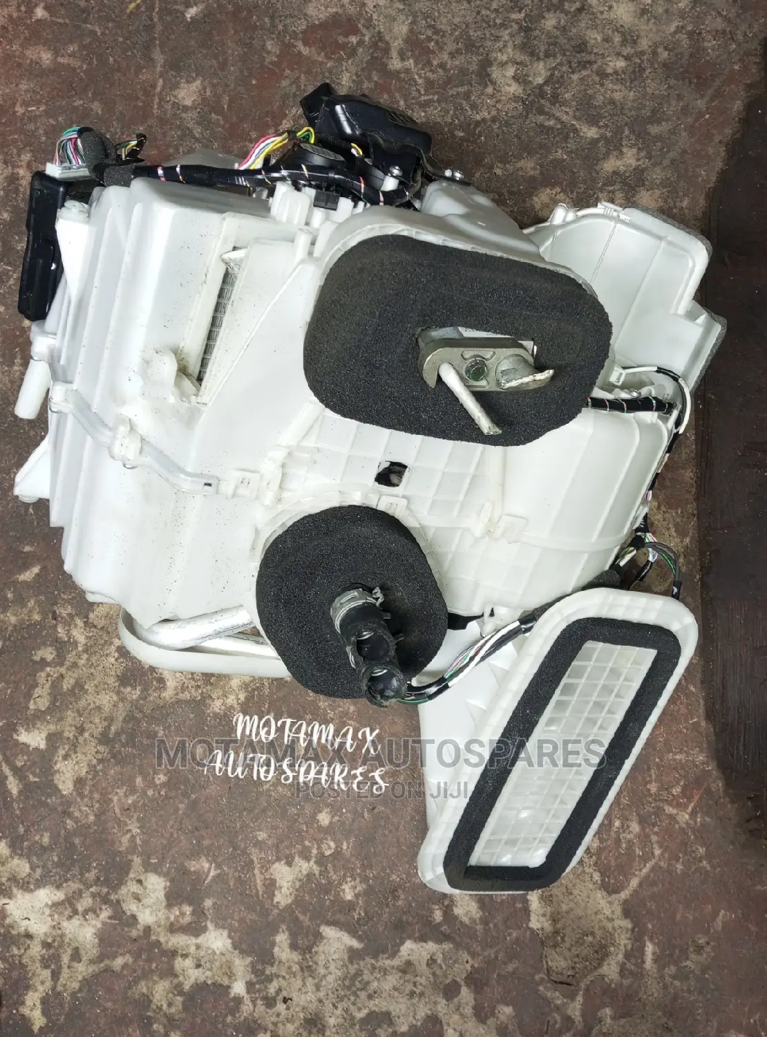 Nissan X-Trail NT32 Air Conditioner Assy.