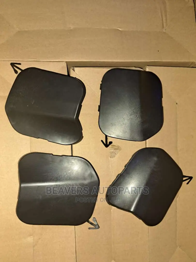 Xtrail T32 Bumper Towing Cover