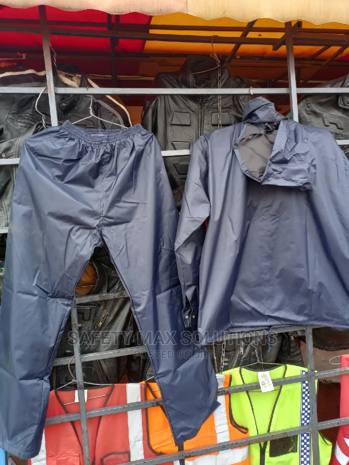 Rain Suit/Waterproof Suit