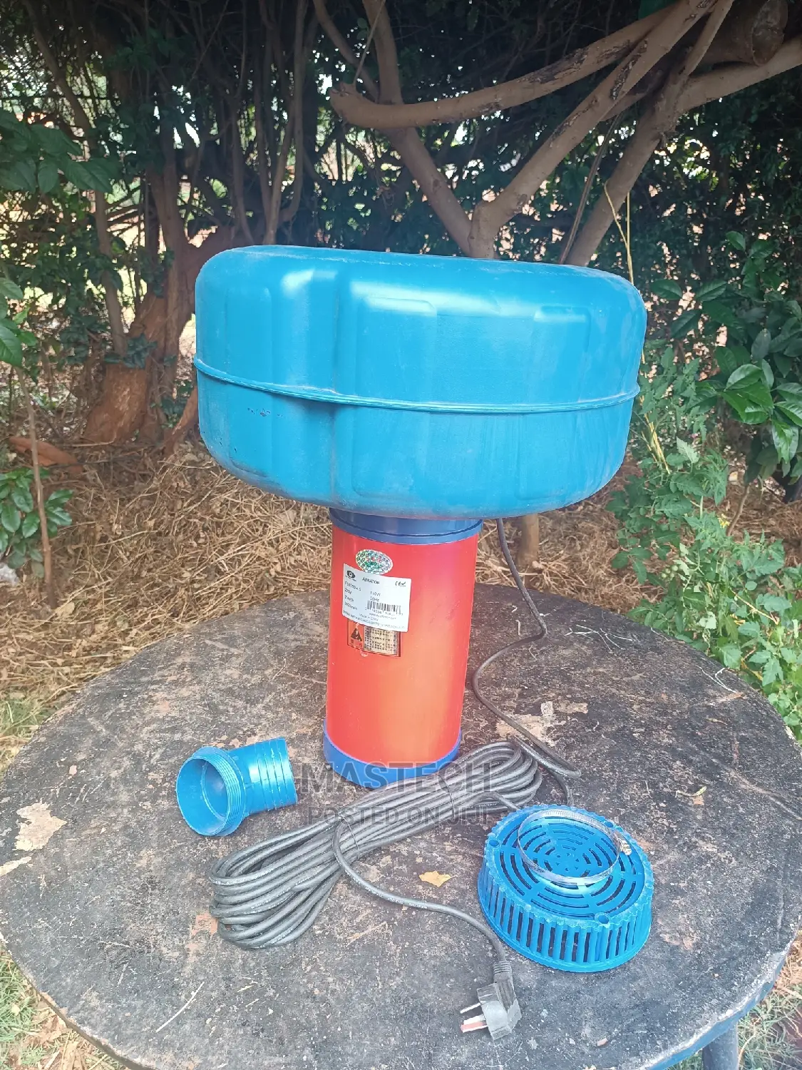 Floating Fish Pond Aerator/Fountain (Ac/Solar)