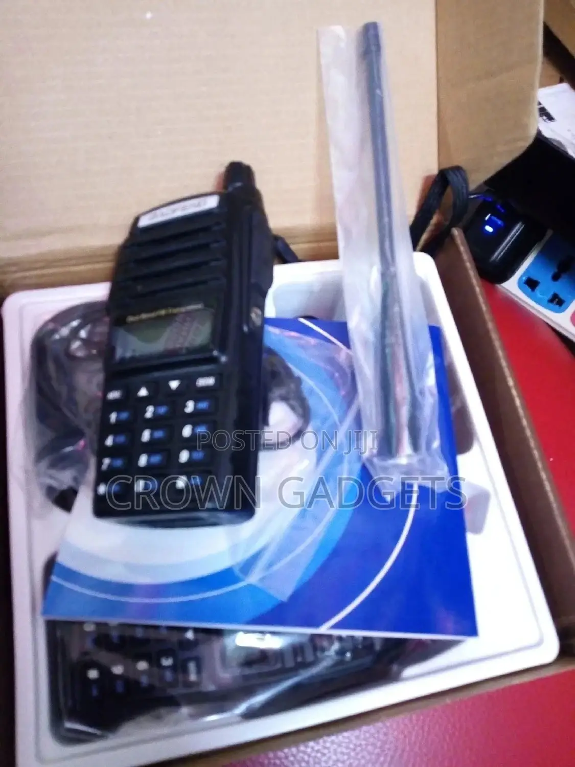Radio Calls /Walkie Talkies + Eatpiece