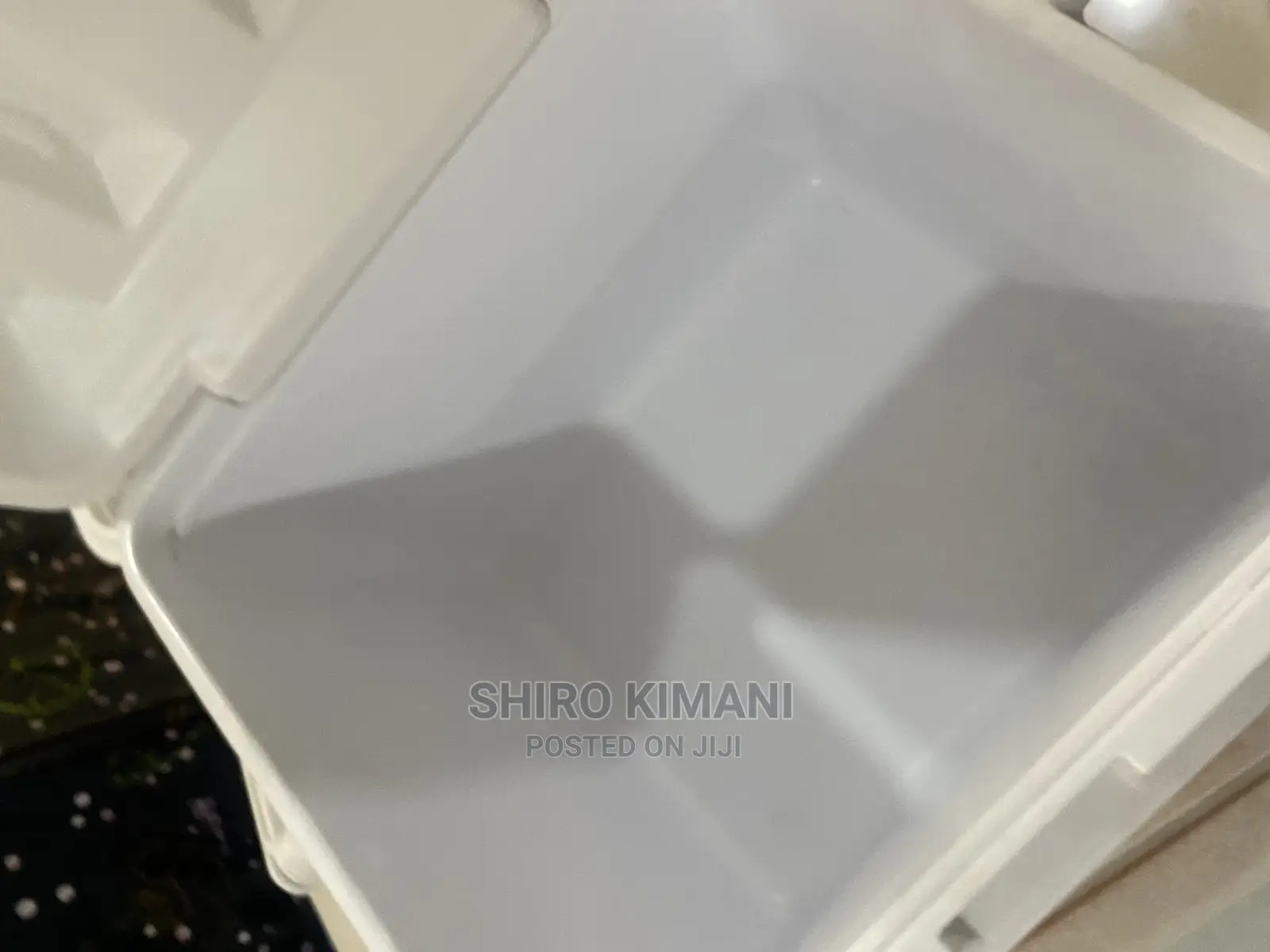 High Quality 26L Cooler Box