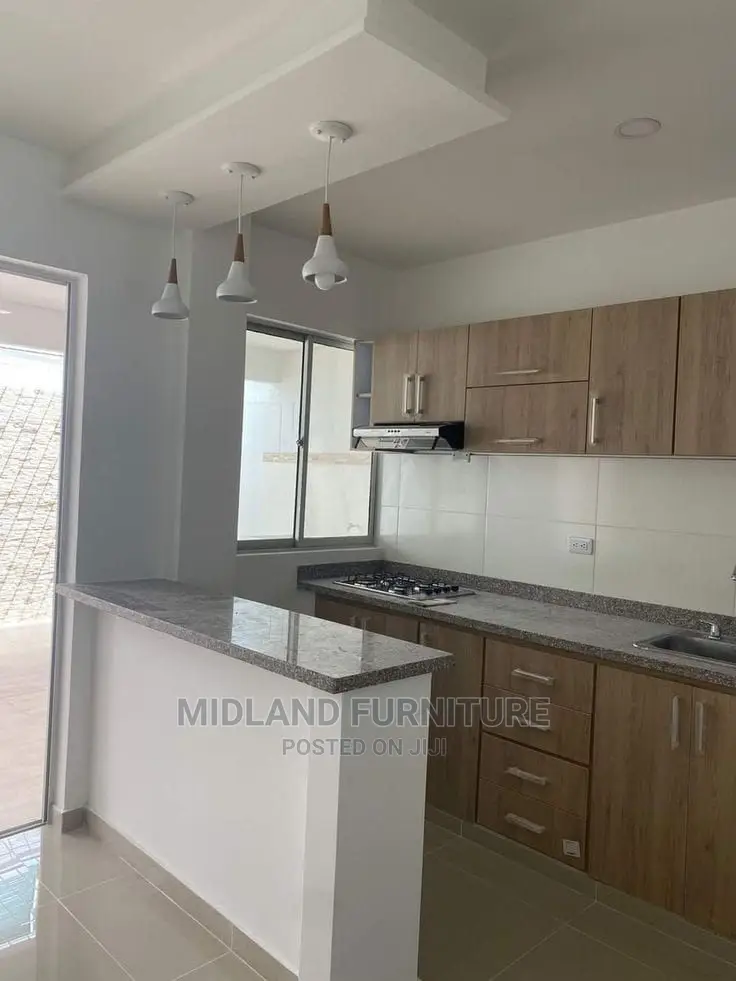 Kitchen/ Wardrobe Installation / Kitchen Cabinet