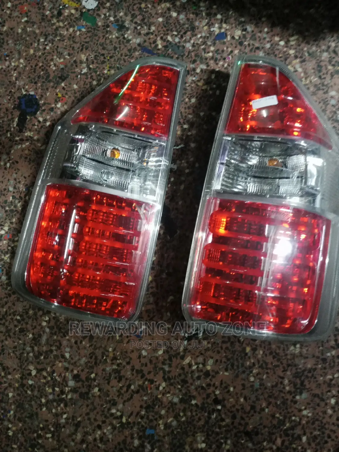 Noah 2009 Taillight.