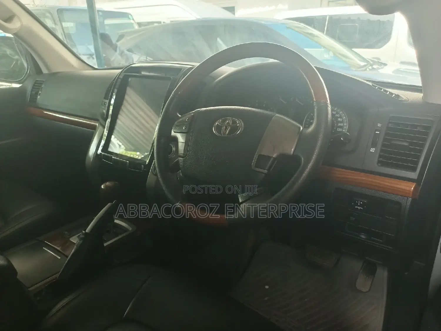 Toyota Land Cruiser 2016 Silver