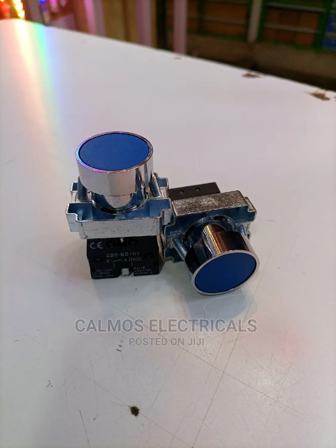 Push Button Switch