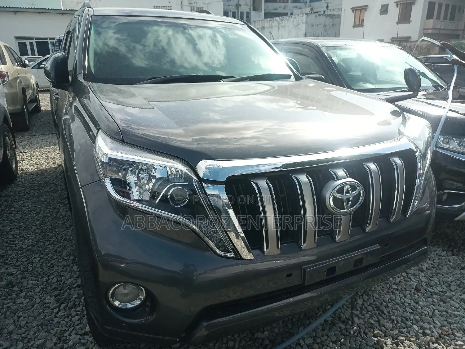 Toyota Land Cruiser Prado 2016 Gray