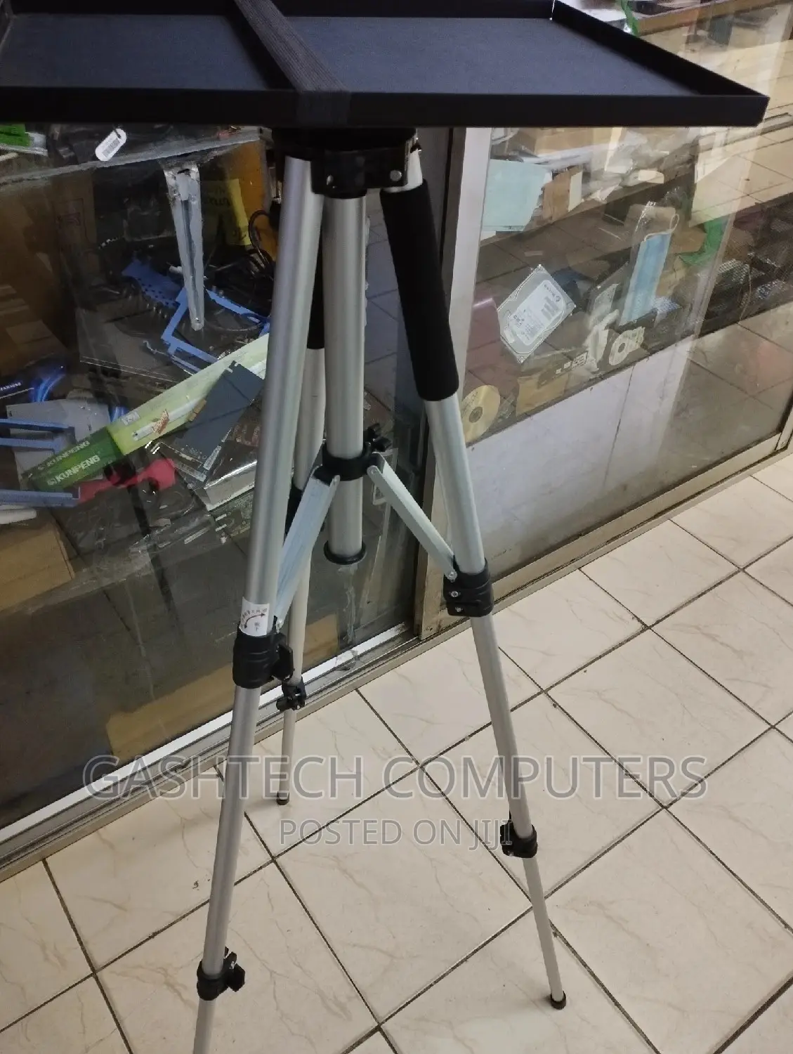 Tripod Projector Stand Brand New