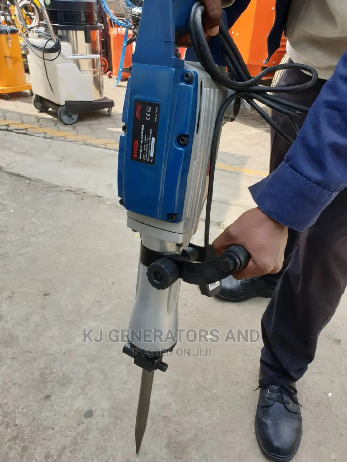 Demolition Hammer 43joules SDS Available.