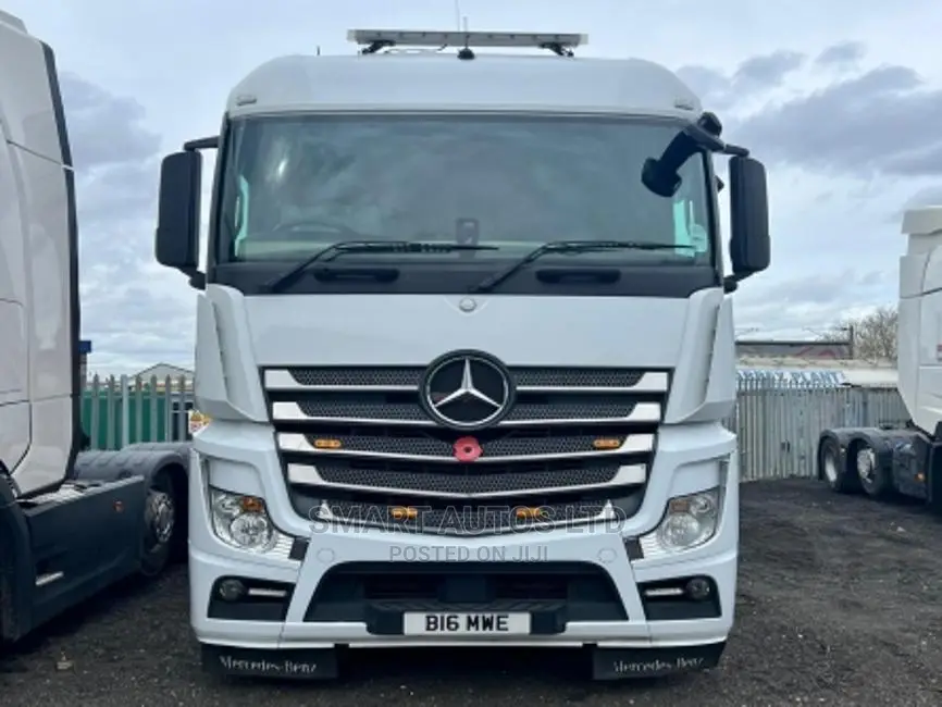 Mercedes-Benz Actros 2016 White