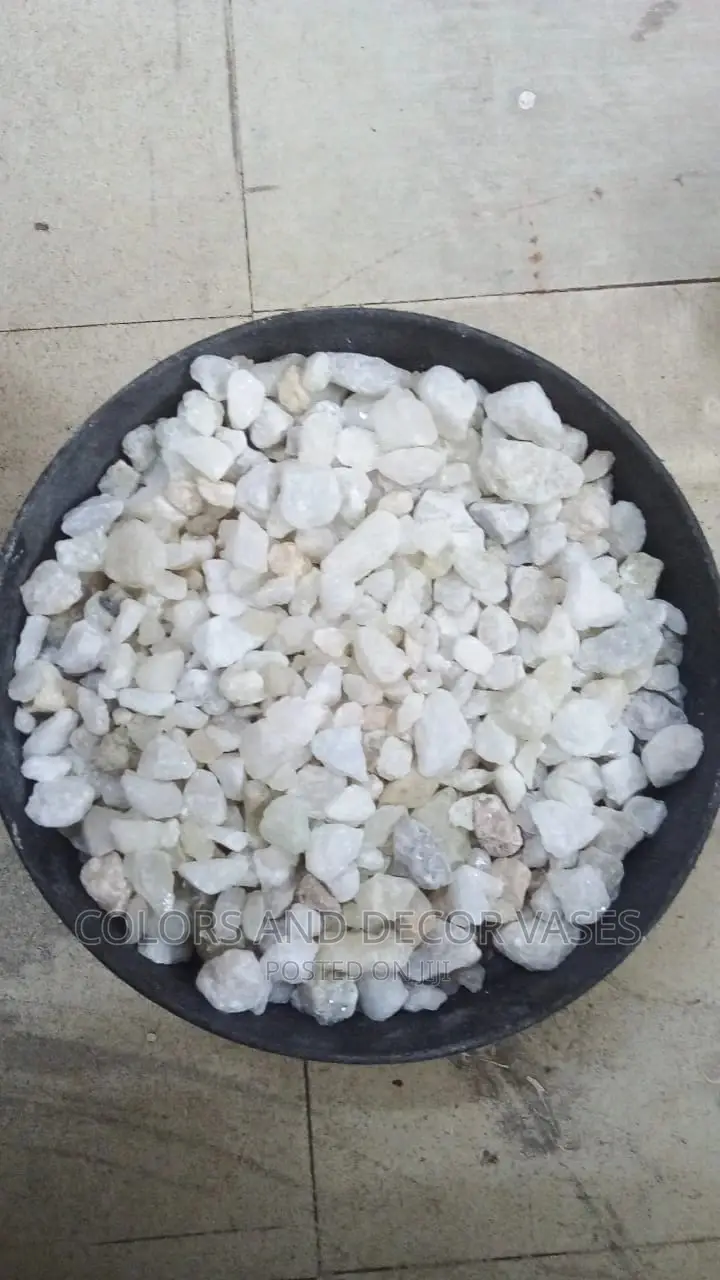 Stones -Kilo of White Pebble