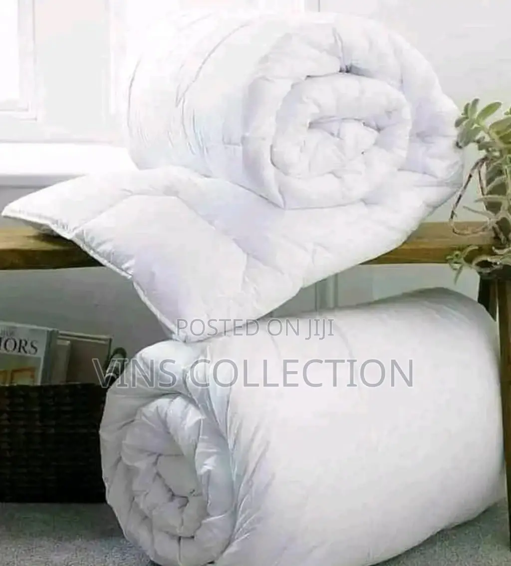 King Size White Binded Duvet Set (7*8)
