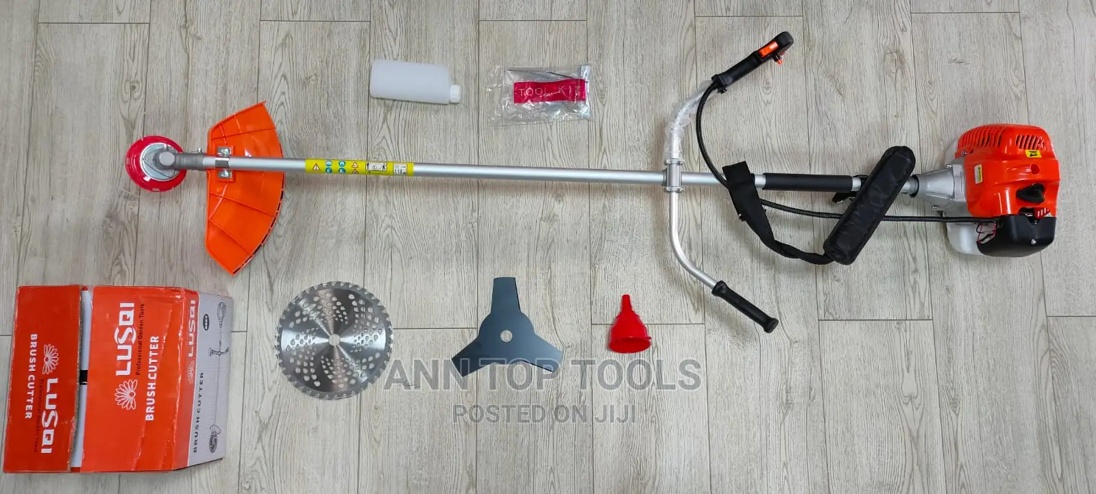 Lusqi 2 Stroke Brush Cutter With 3 Blades