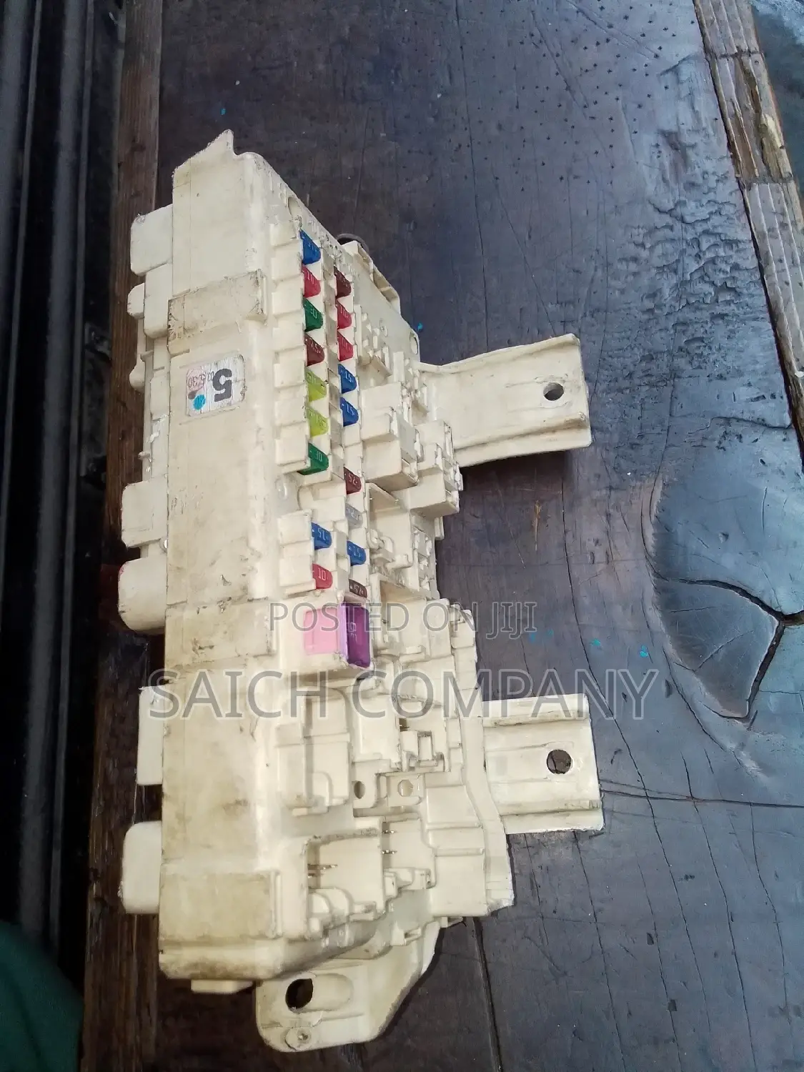 Toyota Wish Fuse Box