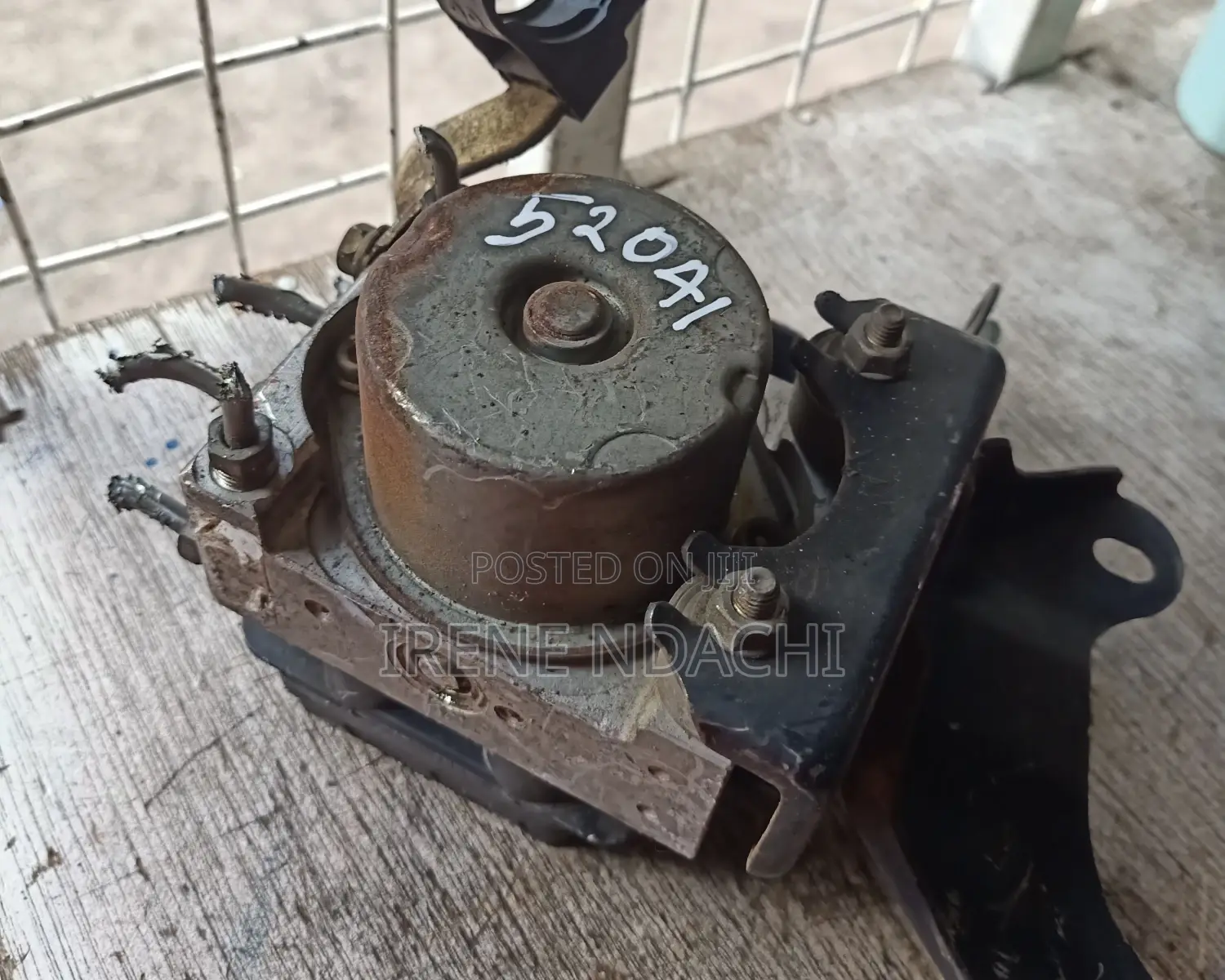 ABS Motor Vitz (52041)