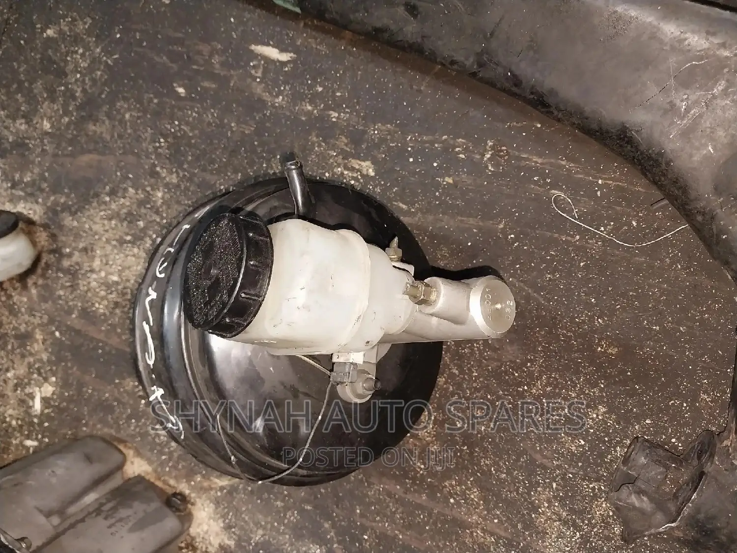 Brake Master Cylinder and Booster Nissan Wingroad Y11