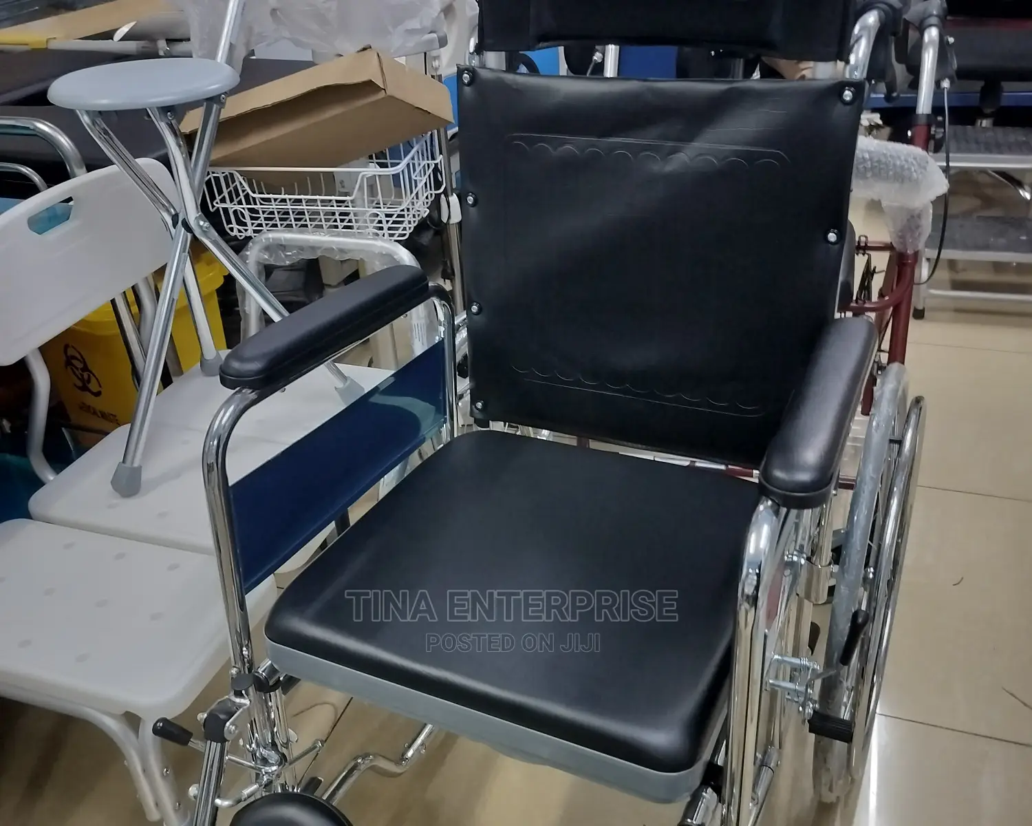 Reclining Wheel Chair With Commode