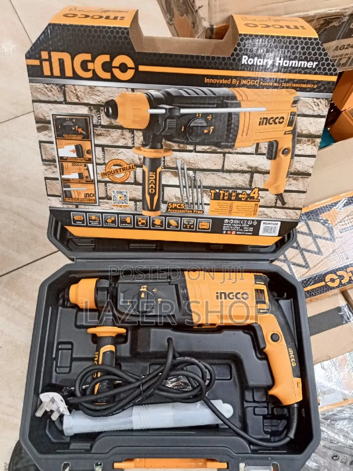 950 W Rotary Hammer/Hilt