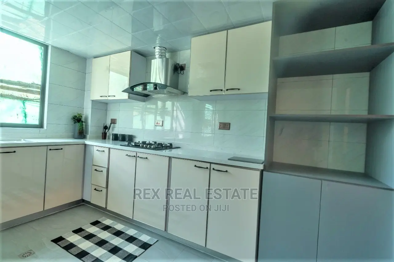 3bdrm Apartment in Muringa Rd,Ensuite, Hurlingham for rent