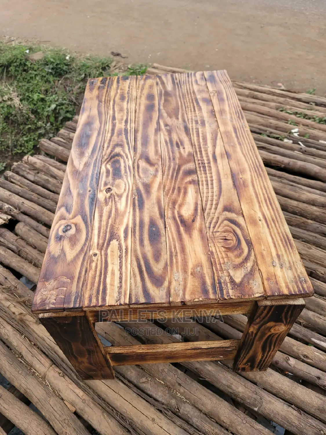 Wood Pallet Table- DOW