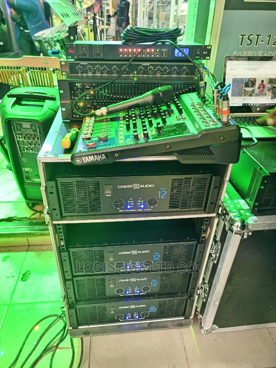 Switch Crest Audio Ca12 Power Amplifier