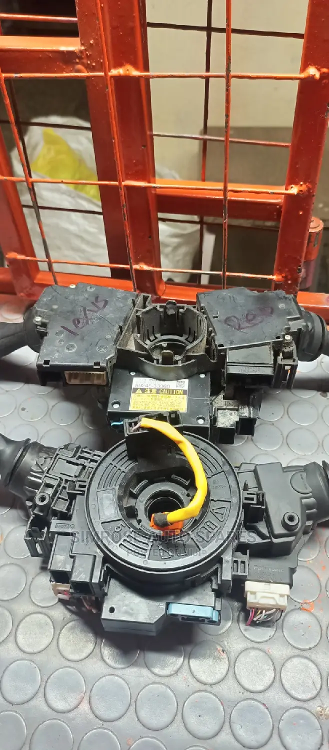 Toyota Hillux Revo, Lexus Es350 Spiral Cable Complete.