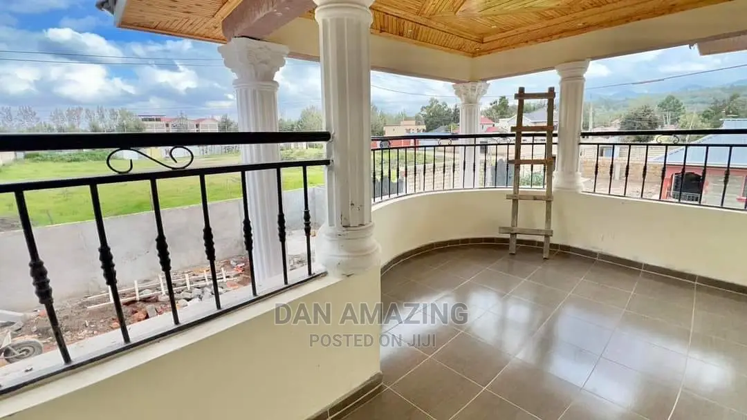 7bdrm Maisonette in Matasia for sale