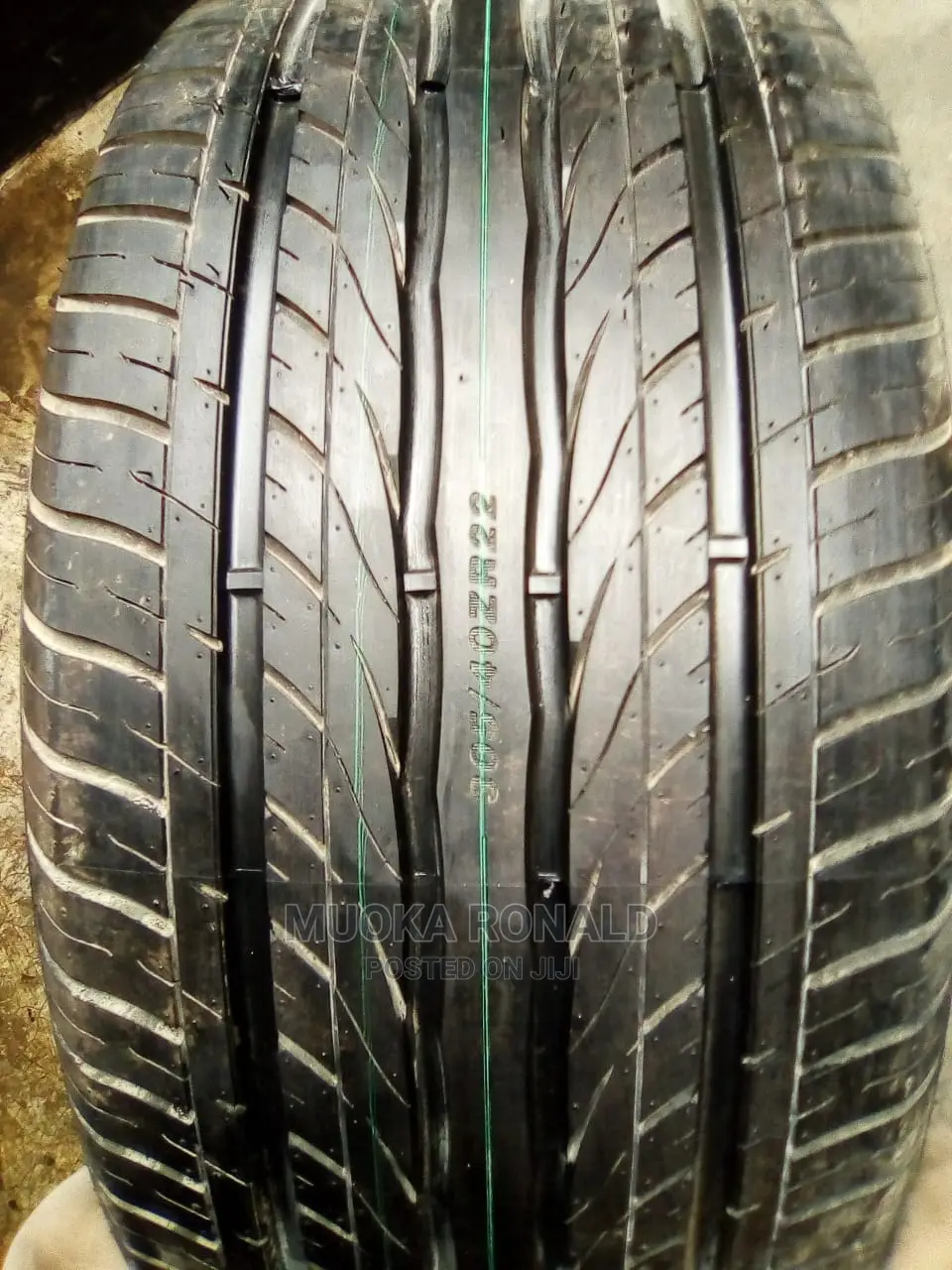 305/40r22 Roadcruza Tyre