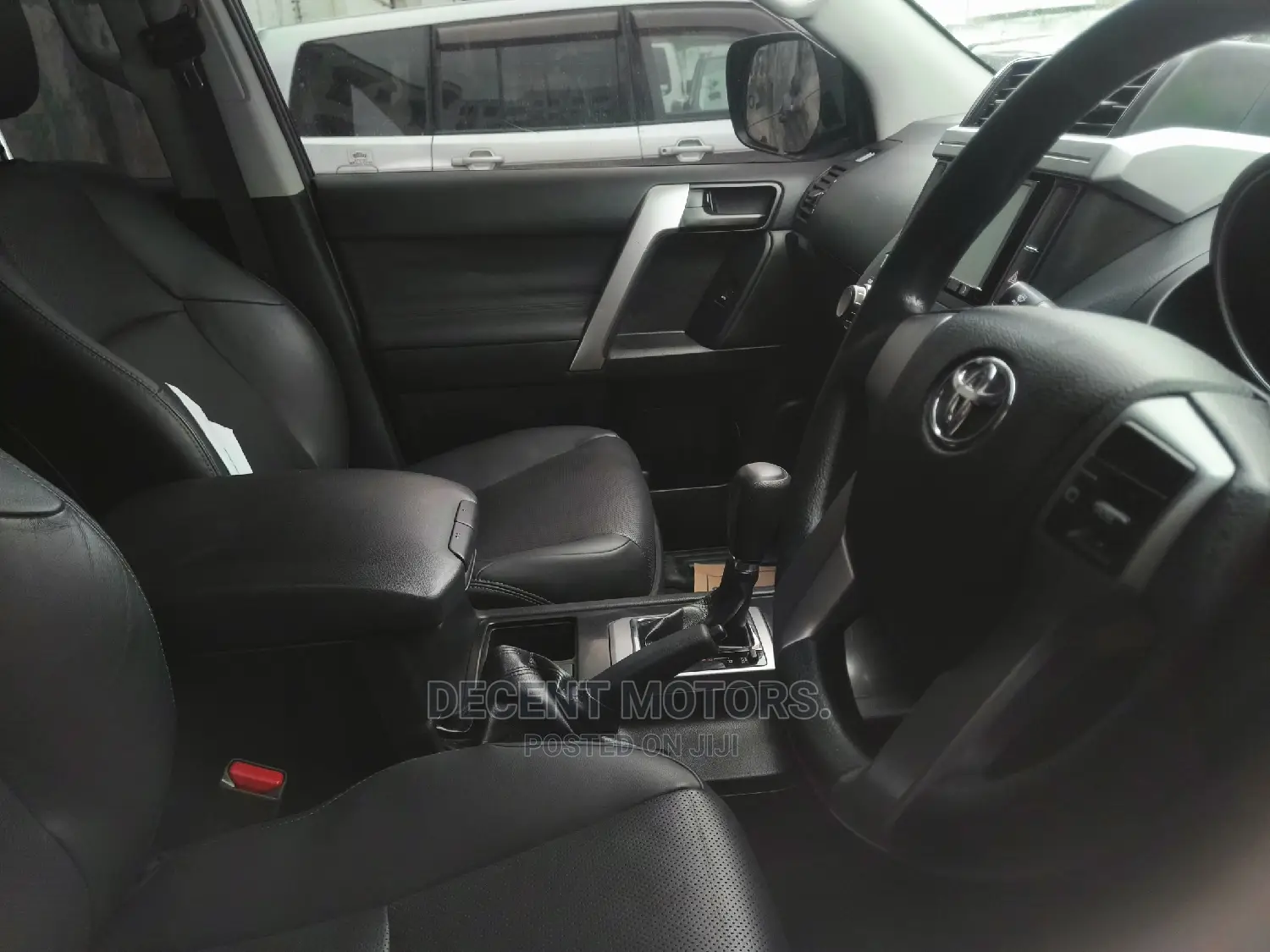 Toyota Land Cruiser Prado 2.8 2017 Black