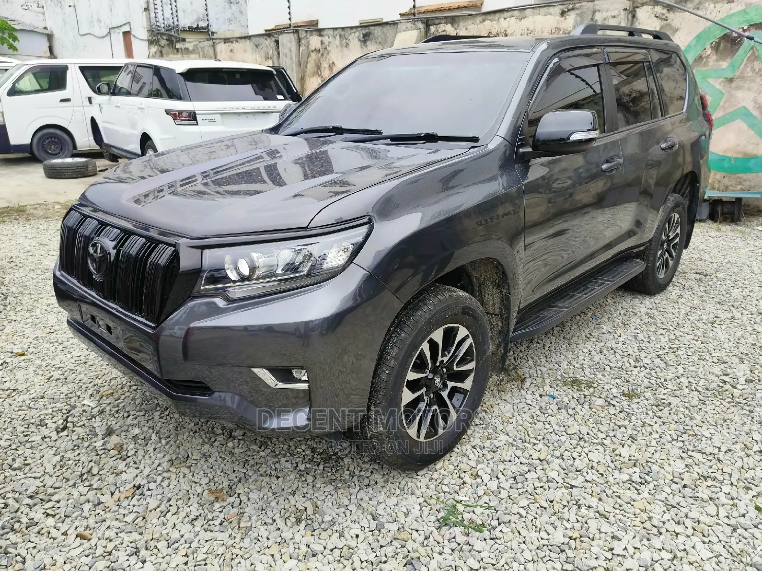 Toyota Land Cruiser Prado 2.8 2017 Black