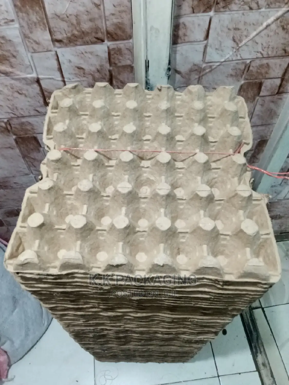 At 15 Manilla Egg Trays