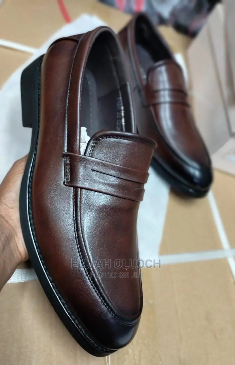 Quality Laceless Official Shoes