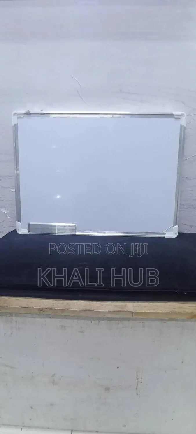 Whiteboard White Board 2ft by 1.5
