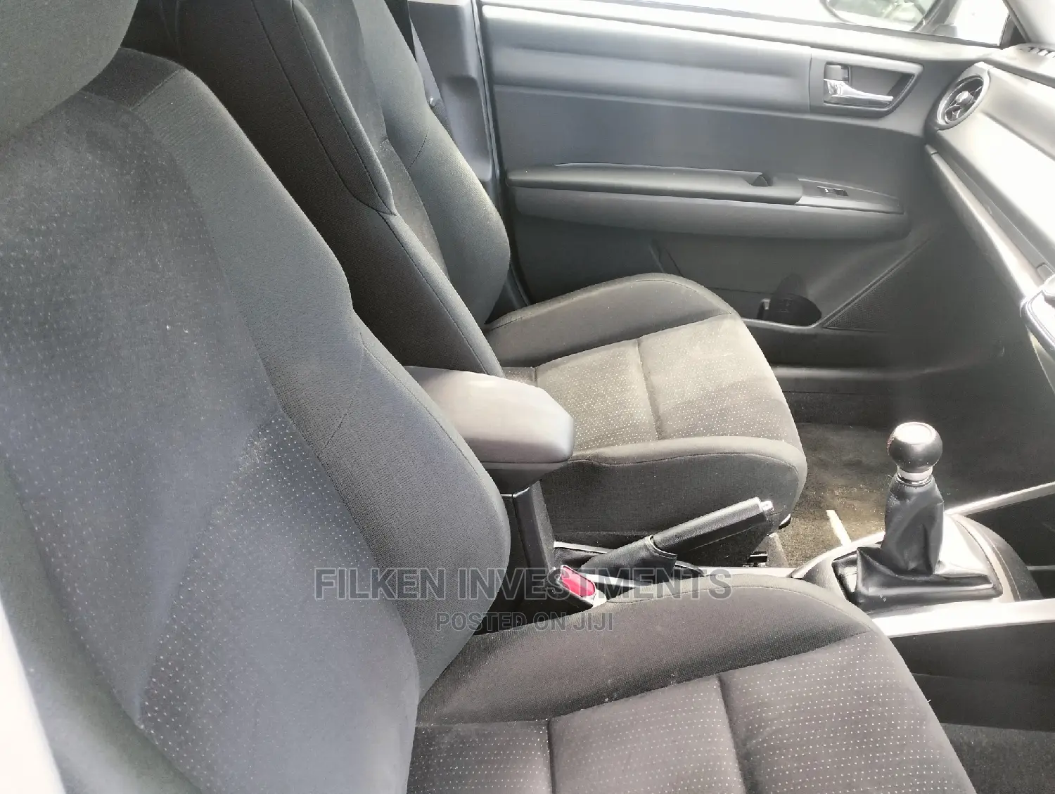 Toyota Corolla Fielder 2017 White