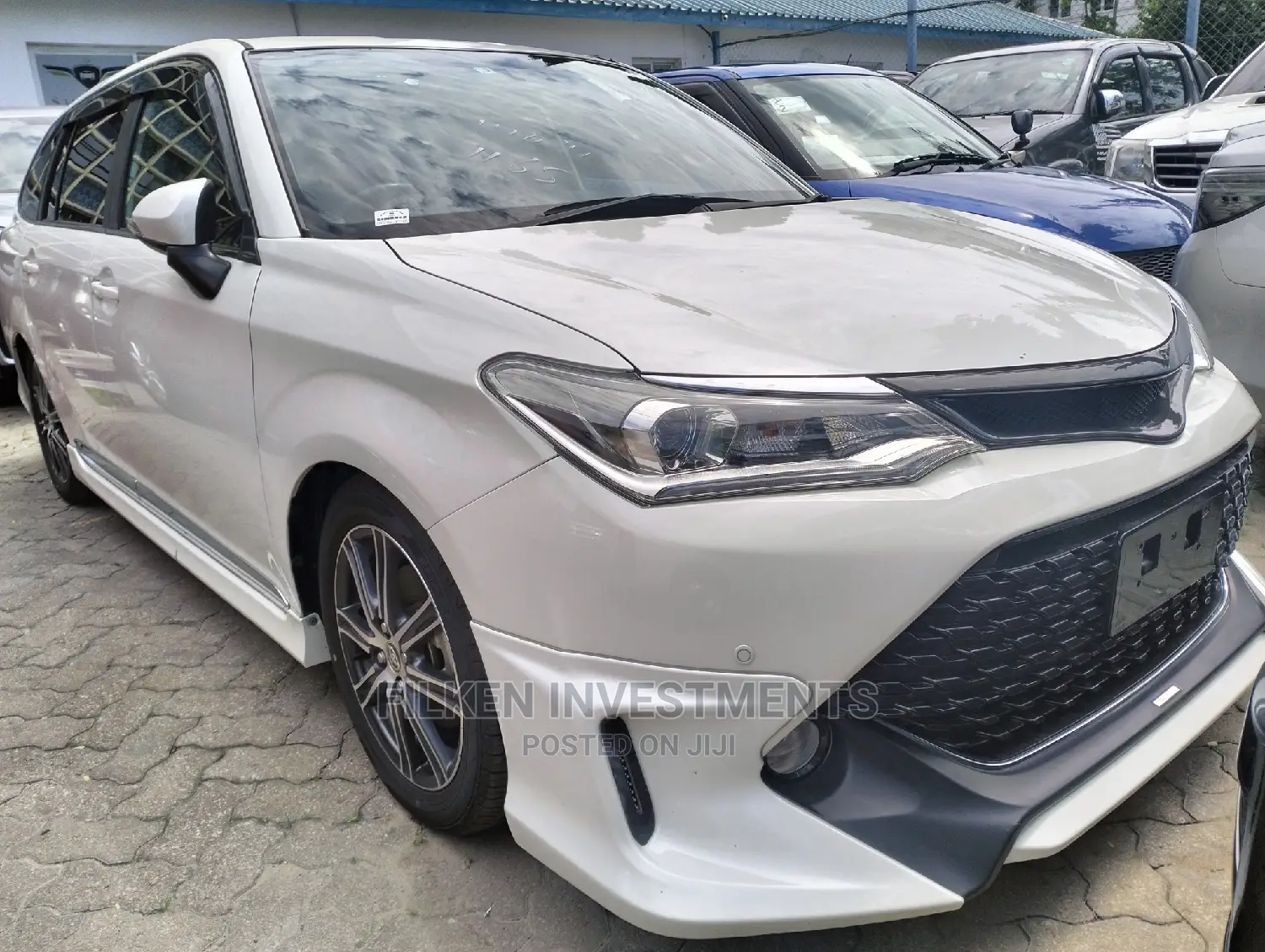 Toyota Corolla Fielder 2017 White