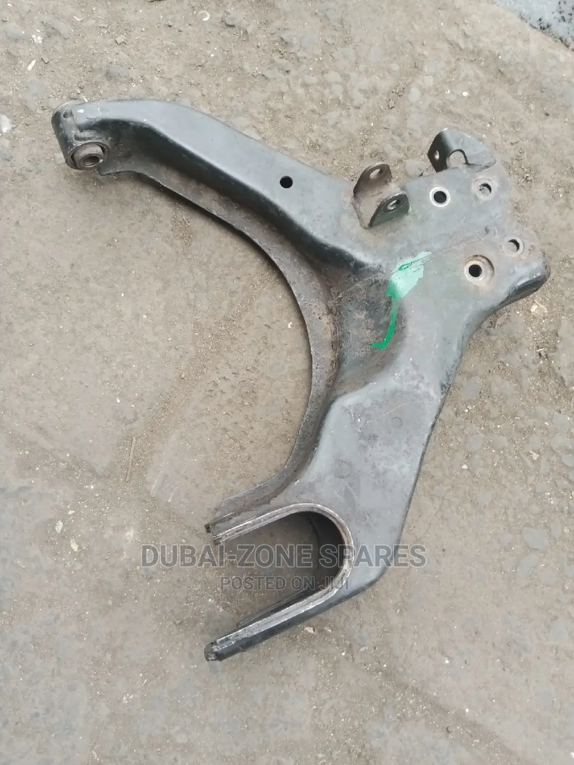 Super Ex-Japan Lower Arms Isuzu D-Max 2 4wd Available.