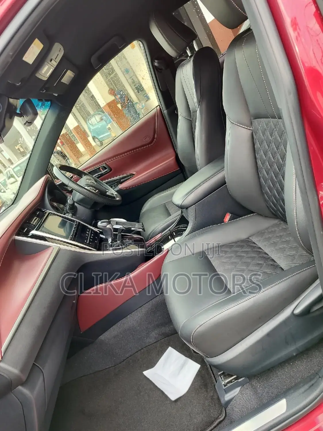 Toyota Harrier 2.0 2016 Red