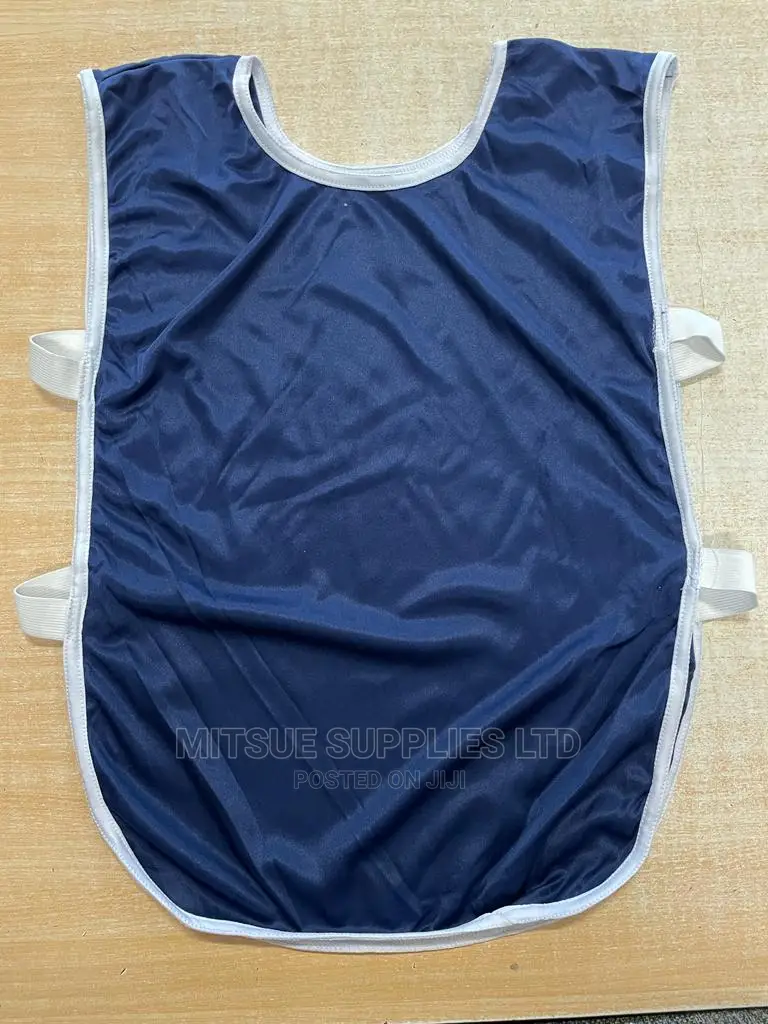 Set of 14 Football Training Bibs Navy Blue