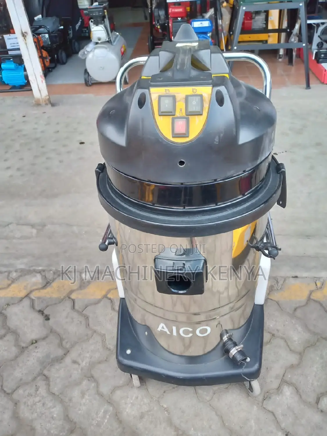 60litre Carpet Cleaner Available